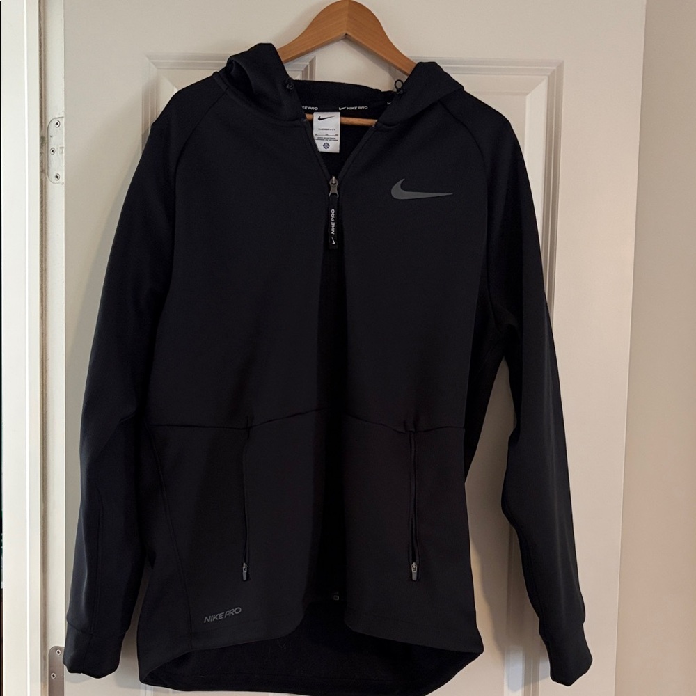 Nike Pro Black Full‑Zip Hooded Athletic Jacket with Swoosh